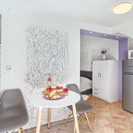 Appartement Studio Apartman Harmony *