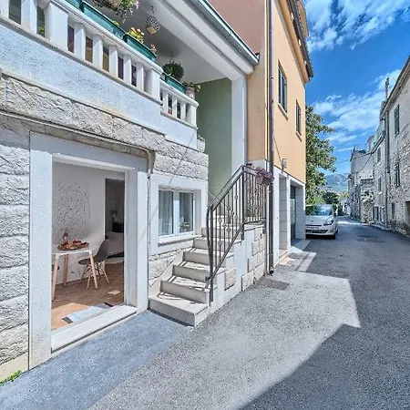 Studio Apartman Harmony